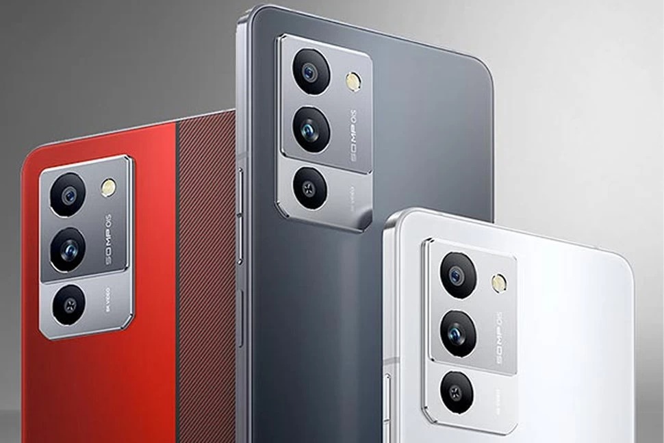 A Lenovo bemutatja a díszes hűtési technológiát a Legion Y70 telefonban